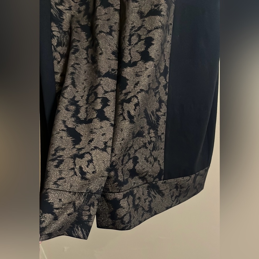 Tahari Dress Sz 22W Black/Gold Round Neck Abstract Design Worship Office Formal - Picture 8 of 8